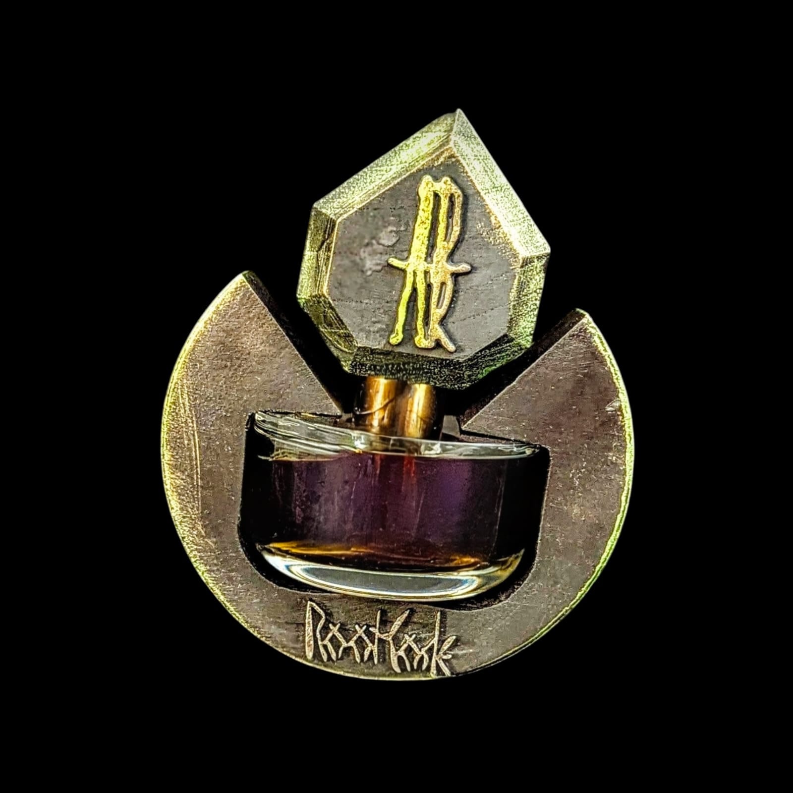 Root Code - Extrait of Heritage - Limted batch of 78 pieces in 50 ml